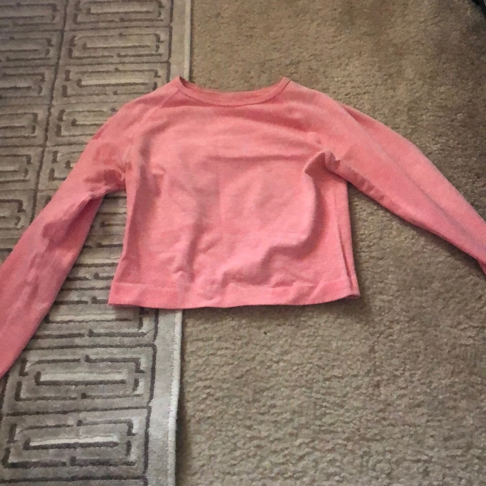 pink cropped workout top